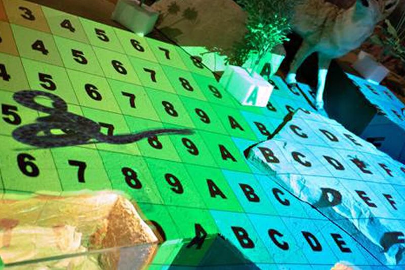 Diorama 2.0 - Projection Mapping and Physical Computing for the Museum Space