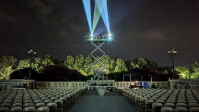 4 32,000 lumen projectors were used to cover the entire Memorial.